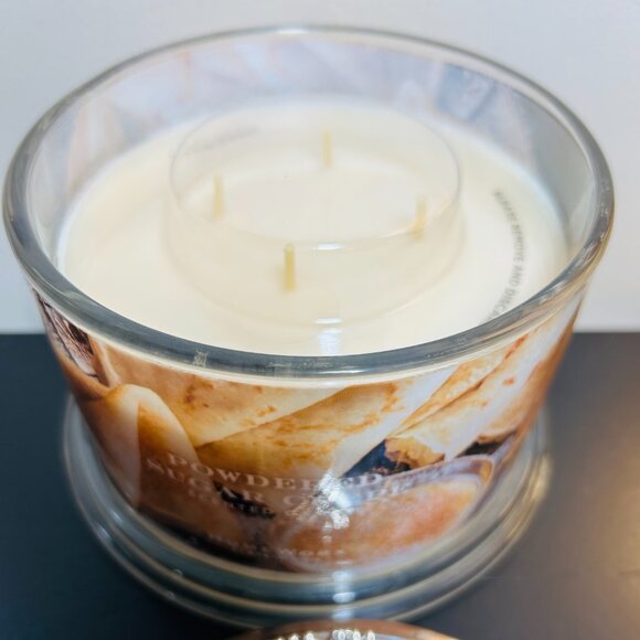 HomeWorx by Slatkin Powdered Sugar Crepe 4-Wick 18oz Candle NEW - Picture 2 of 3